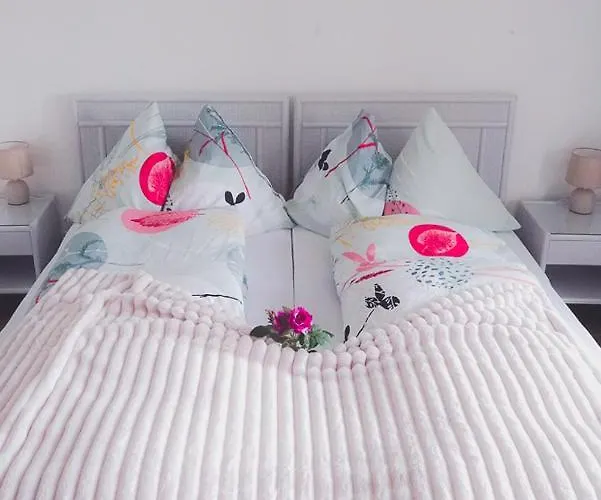 Family By Interlaken Parking Гостевой дом 3*