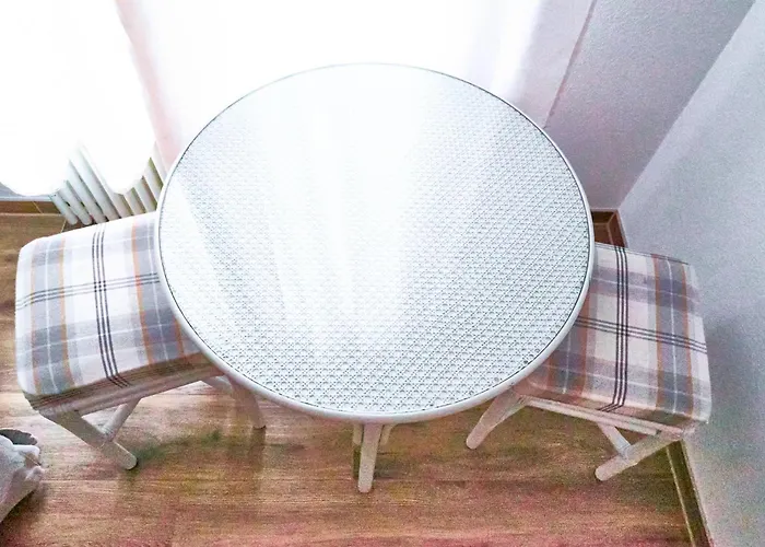 Family By Interlaken Parking 3*