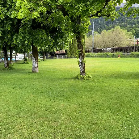 招待所 Family By Interlaken Parking Därligen